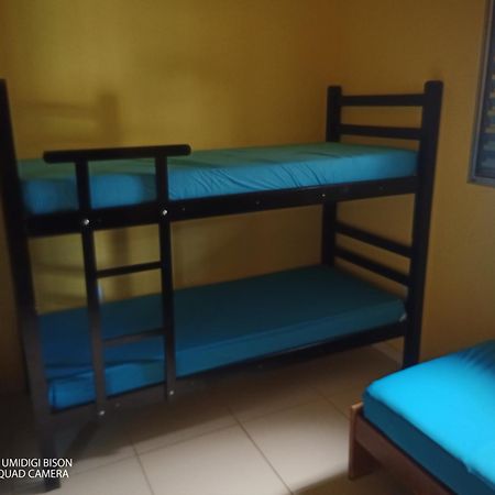 Casa Com Piscina , Churrasqueira, Wi-Fi, Em Rua De Areia A 1Km Da Praia, Bairro Sussegado, Proibido Uso De Som Extremamente Alto Ideal Para Descansar Itanhaém エクステリア 写真